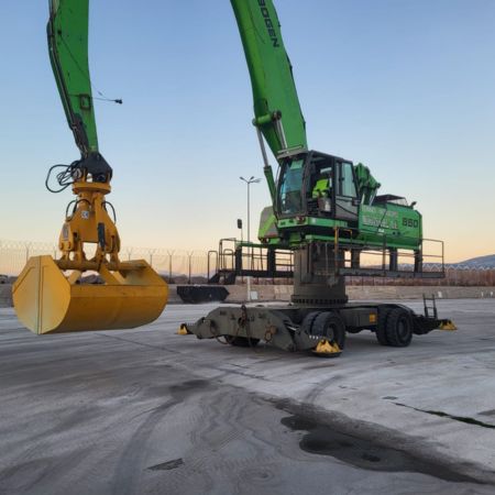 hydraulic clamshell bucket