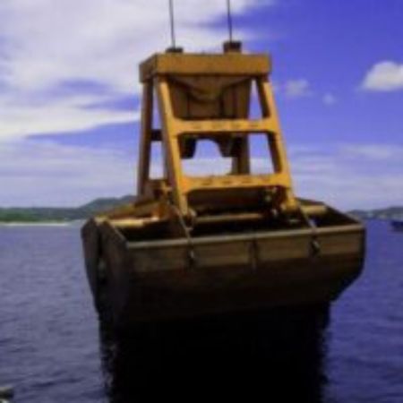 radio remote control clamshell bucket (1)